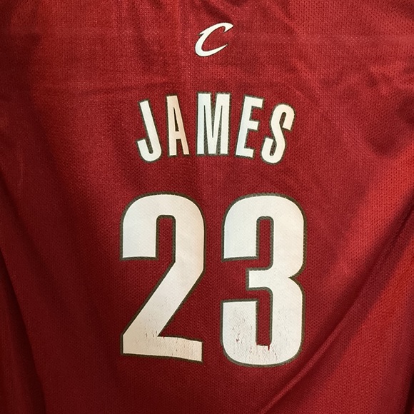 Lebron James Cleveland Cavaliers Reebok Youth XL official jersey - Picture 5 of 6